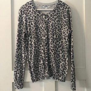 Old navy cheetah print sweater